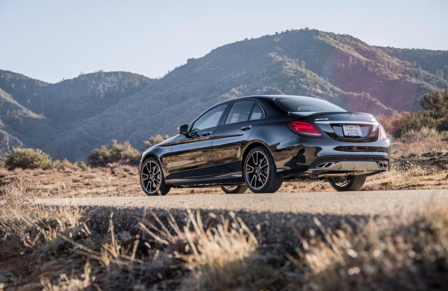  Mercedes-AMG C43 4Matic 2016 года  (NA) (фото 2 из 20)